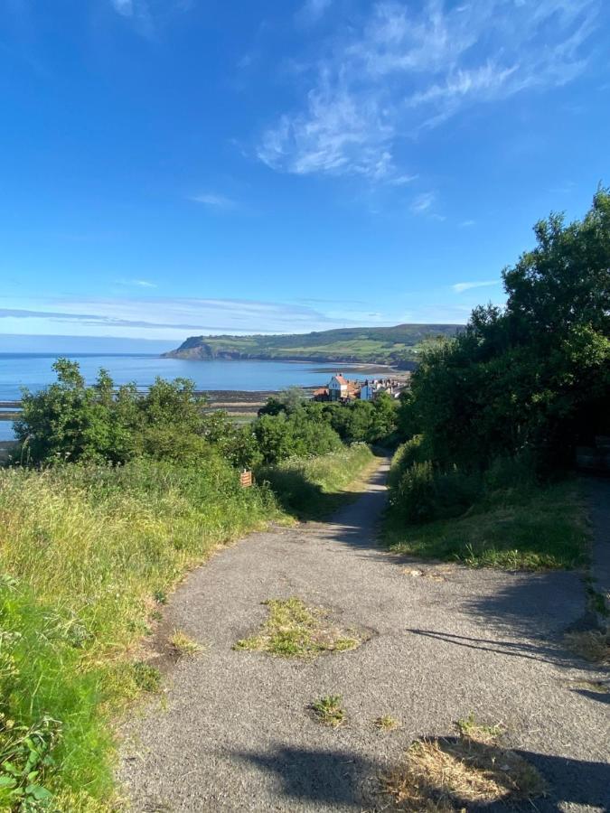 Birtley House Bed And Breakfast Robin Hood's Bay Exterior photo