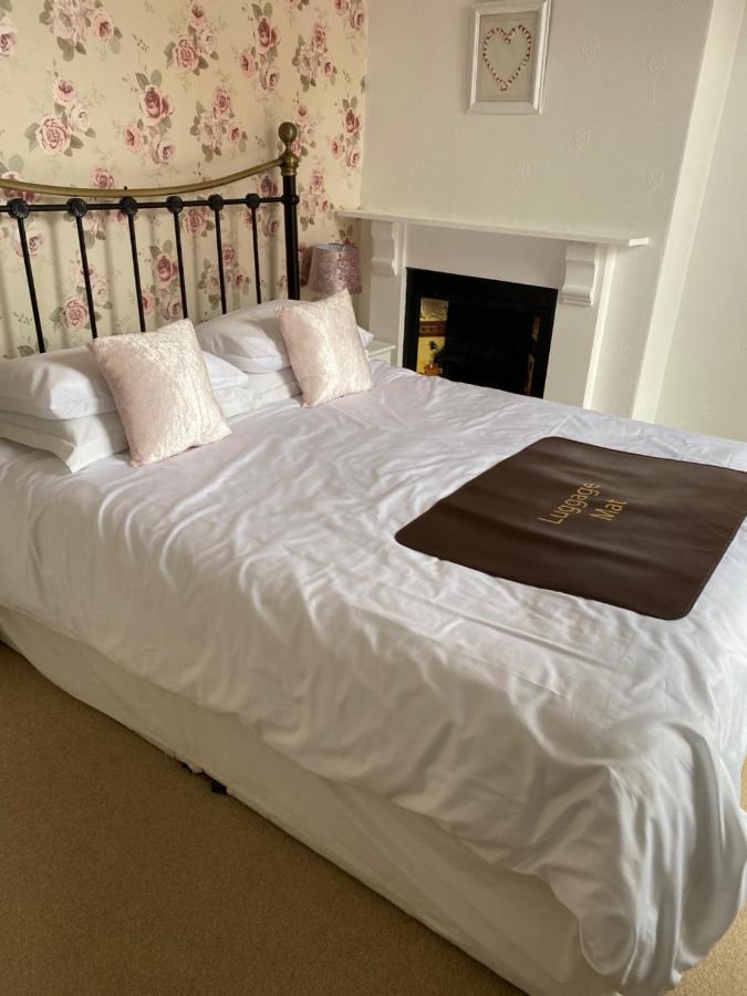 Birtley House Bed And Breakfast Robin Hood's Bay Exterior photo