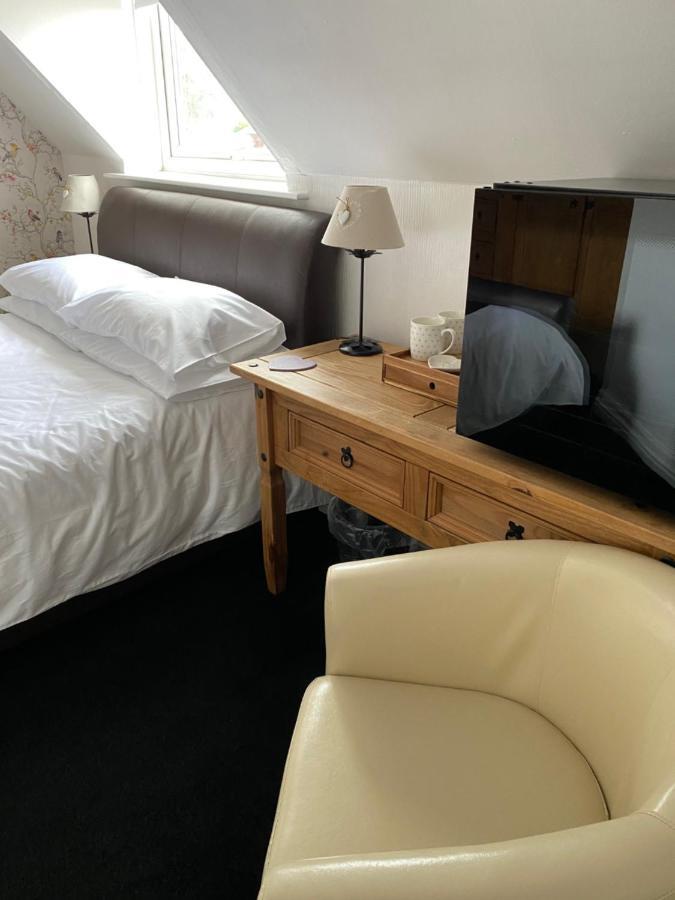Birtley House Bed And Breakfast Robin Hood's Bay Exterior photo