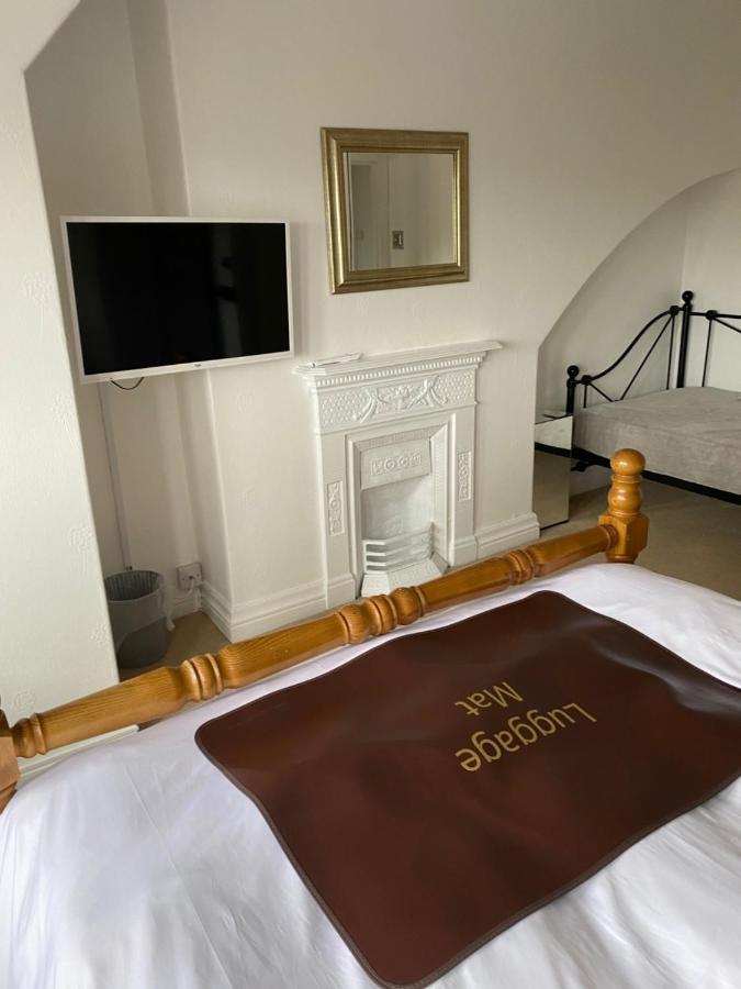 Birtley House Bed And Breakfast Robin Hood's Bay Exterior photo